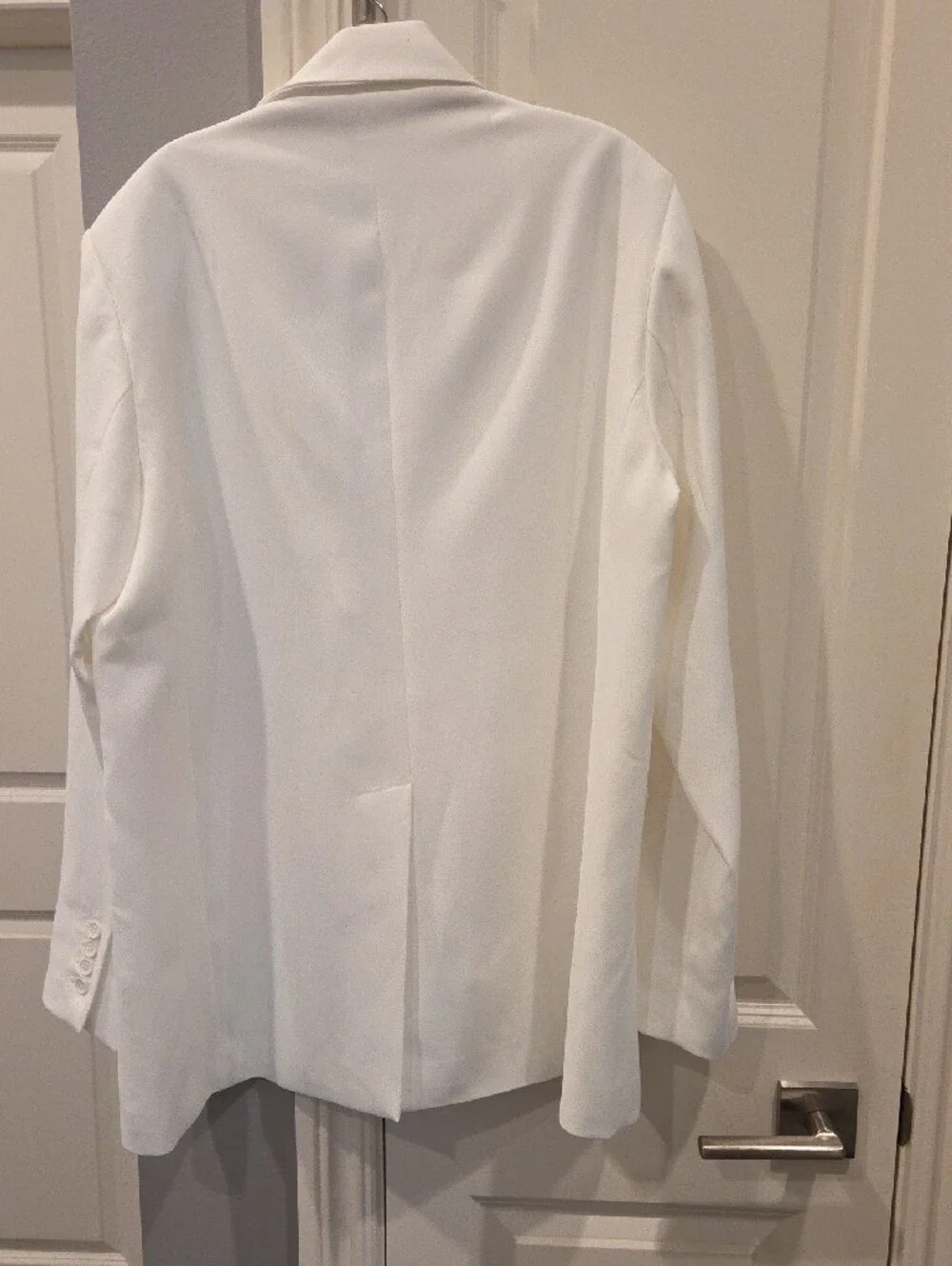 Ruti Winter White Single-Button Tailored Blazer